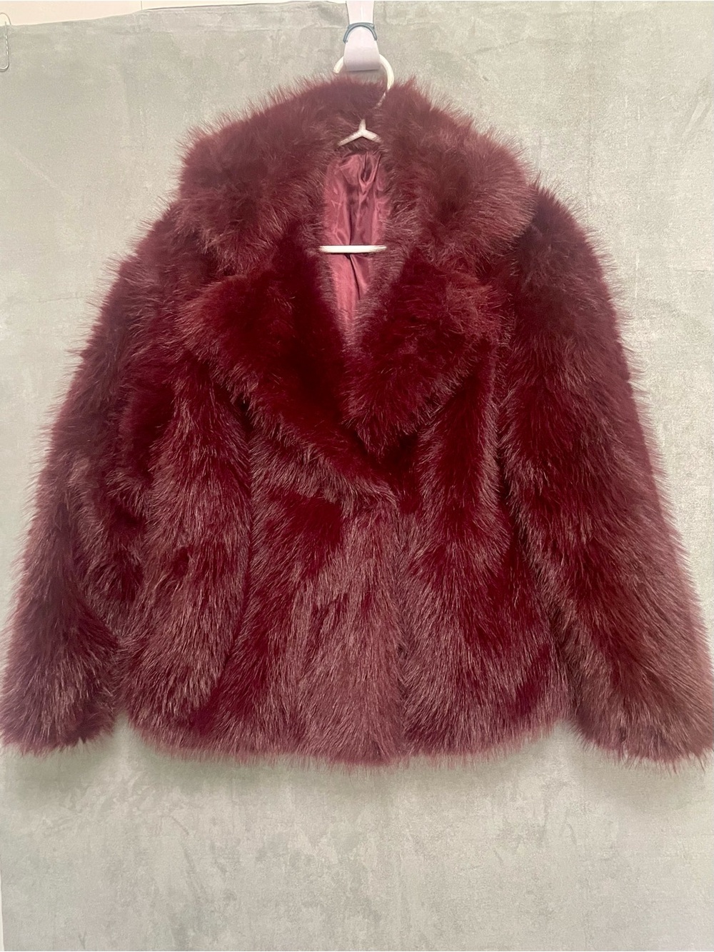 Lux Faux Fur Jacket - Burgundy